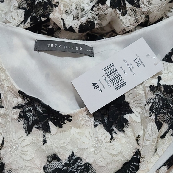 Dress - Picture 3 of 4